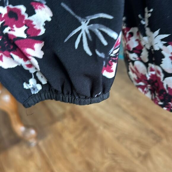 WHBM Black Floral Tunic/Dress Size Small - Picture 7 of 12